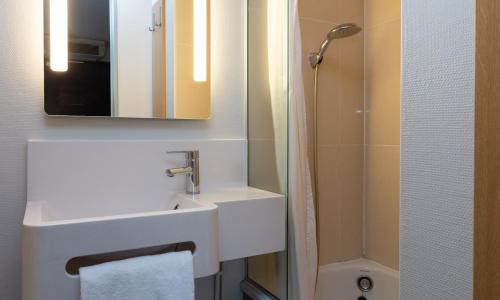 B&B HOTEL Bayonne - photo 2