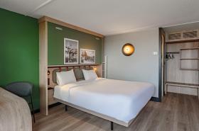Campanile Bayonne - photo 10