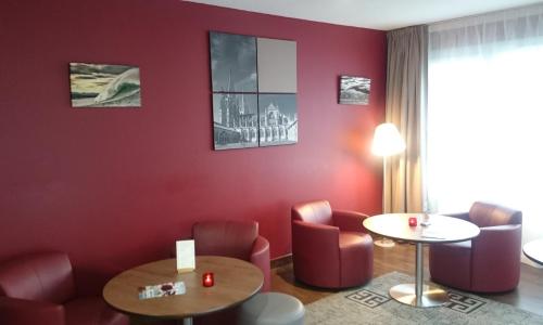 Campanile Bayonne - photo 3