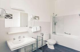 Mercure Bayonne Centre Le Grand Hôtel - photo 16