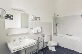 Mercure Bayonne Centre Le Grand Hôtel - photo 21