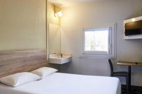 hotelF1 Bayonne - photo 18